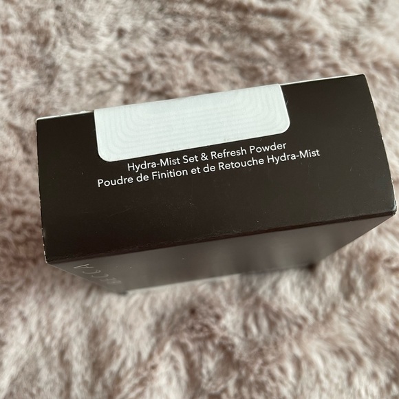 2 for $50 - BECCA - Hydra Mist - Set and Refresh Powder BNIB - Picture 3 of 3
